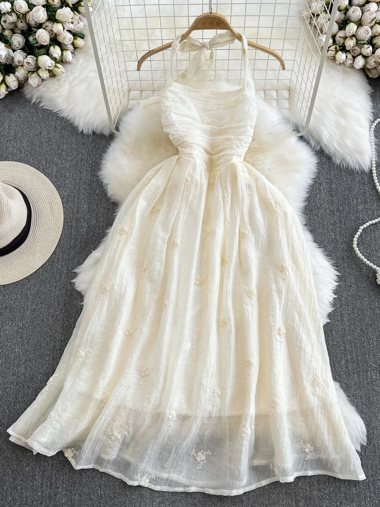 Vintage Floral Halter Dress With Lace Details
